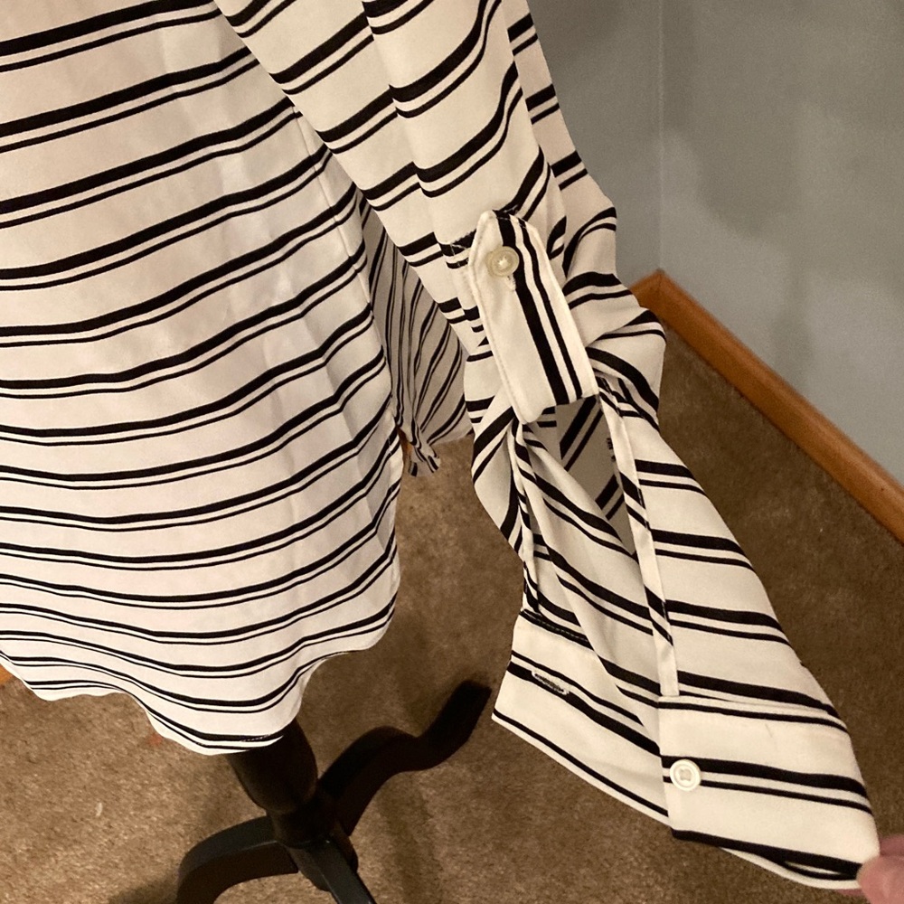LOFT Navy and White Striped Blouse Women Size M Button-Tab Sleeve - Picture 2 of 9